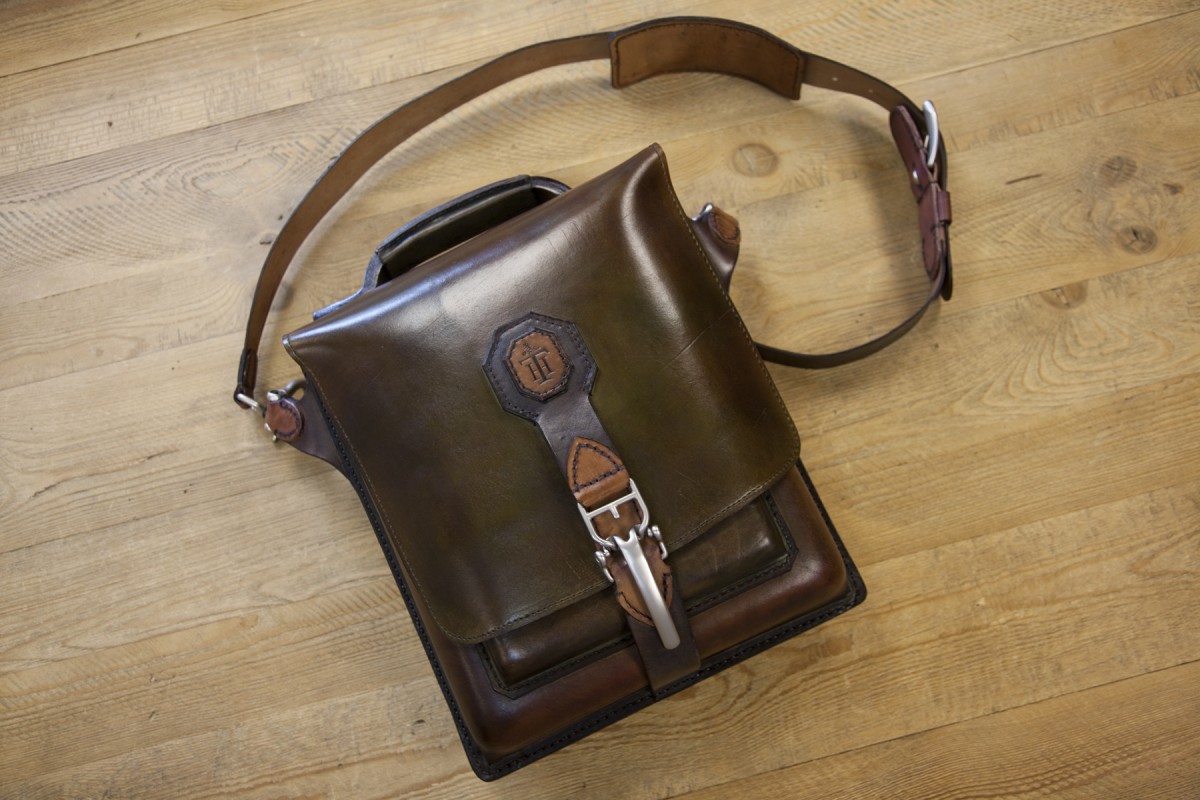 <p>A molded bag ISKO just made.</p>
